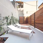 Sleep Eixample By Apartment *