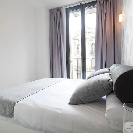 شقة Sleep Eixample By